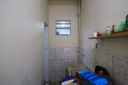 Área de Serviço de casa para alugar com 3 quartos, 300m² em Ipiranga, Belo Horizonte