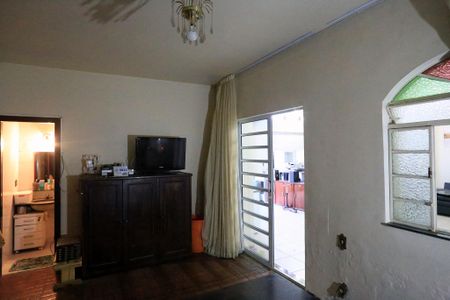 Casa para alugar com 300m², 3 quartos e 1 vaga Casa para alugar com 300m², 3 quartos e 1 vagaSuíte