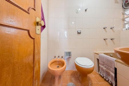 Apartamento à venda com 96m², 3 quartos e 2 vagasBanheiro da Suíte