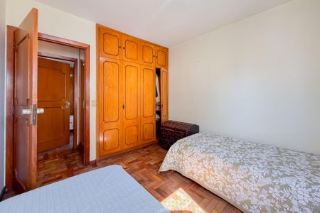 Apartamento à venda com 96m², 3 quartos e 2 vagasQuarto 2