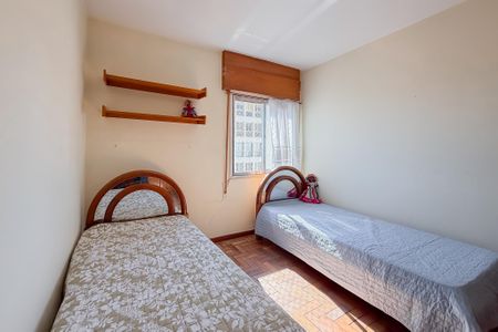 Apartamento à venda com 96m², 3 quartos e 2 vagasQuarto 2