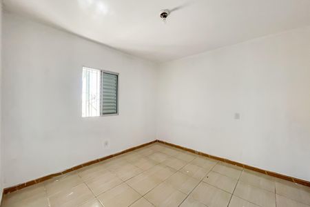 Quarto de casa para alugar com 1 quarto, 50m² em Jaguaribe, Osasco