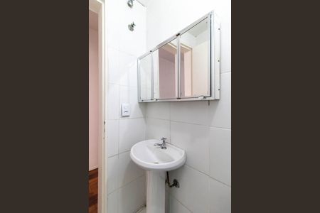 Apartamento para alugar com 46m², 1 quarto e sem vaga Apartamento para alugar com 46m², 1 quarto e sem vagaBanheiro