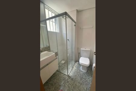 Banheiro  de apartamento à venda com 2 quartos, 60m² em Serra, Belo Horizonte