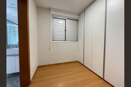 Quarto  de apartamento à venda com 2 quartos, 60m² em Serra, Belo Horizonte