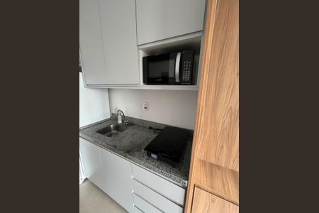 Cozinha de kitnet/studio para alugar com 1 quarto, 30m² em Pinheiros, São Paulo