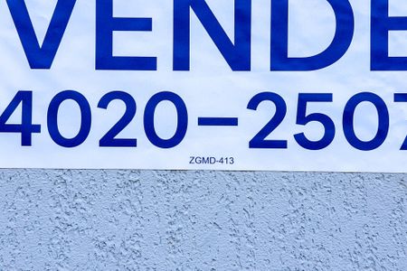 Apartamento à venda com 53m², 2 quartos e 1 vaga Apartamento à venda com 53m², 2 quartos e 1 vagaPlaca