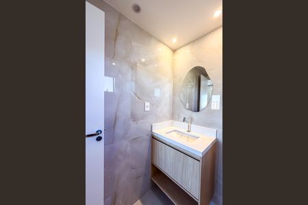 Apartamento à venda com 53m², 2 quartos e 1 vaga Apartamento à venda com 53m², 2 quartos e 1 vagaBanheiro da Suíte