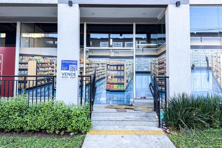 Apartamento à venda com 53m², 2 quartos e 1 vaga Apartamento à venda com 53m², 2 quartos e 1 vagaFachada