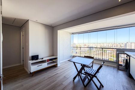 Apartamento à venda com 53m², 2 quartos e 1 vaga Apartamento à venda com 53m², 2 quartos e 1 vagaSala