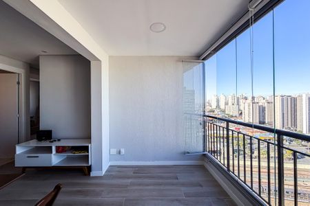 Apartamento à venda com 53m², 2 quartos e 1 vaga Apartamento à venda com 53m², 2 quartos e 1 vagaVaranda da Sala