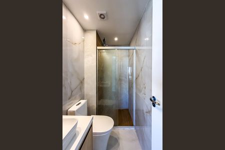 Apartamento à venda com 53m², 2 quartos e 1 vaga Apartamento à venda com 53m², 2 quartos e 1 vagaBanheiro