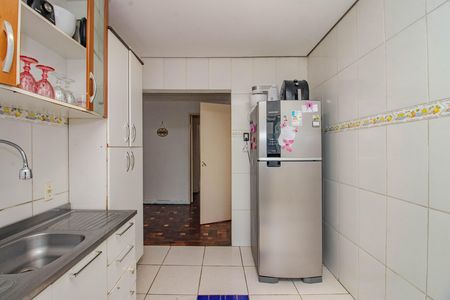 Cozinha e Área de Serviço de apartamento à venda com 2 quartos, 70m² em Petrópolis, Porto Alegre