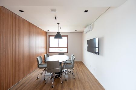 Sala de Reunião  de kitnet/studio à venda com 1 quarto, 25m² em Vila da Saúde, São Paulo