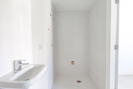 Studio à venda com 25m², 1 quarto e sem vaga Studio à venda com 25m², 1 quarto e sem vagaBanheiro Social