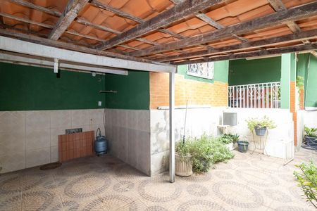 Garagem de casa à venda com 3 quartos, 192m² em Campo Grande, Rio de Janeiro