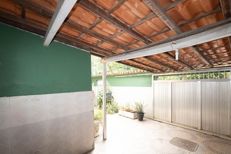 Garagem de casa à venda com 3 quartos, 192m² em Campo Grande, Rio de Janeiro