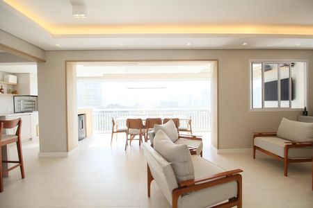 Apartamento à venda com 138m², 3 quartos e 3 vagasSala