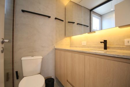 Apartamento à venda com 138m², 3 quartos e 3 vagasBanheiro da Suíte 1
