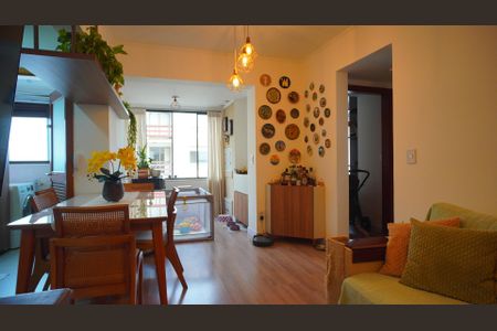 Apartamento à venda com 62m², 2 quartos e 1 vaga Apartamento à venda com 62m², 2 quartos e 1 vagaSala