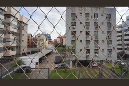 Vista da Rua de apartamento à venda com 2 quartos, 62m² em Jardim Lindóia, Porto Alegre
