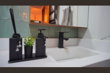 Apartamento à venda com 62m², 2 quartos e 1 vaga Apartamento à venda com 62m², 2 quartos e 1 vagaBanheiro