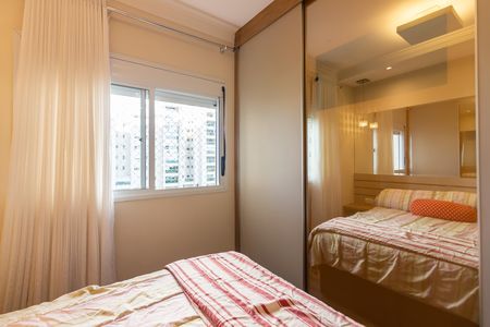 Apartamento à venda com 81m², 2 quartos e 2 vagas Apartamento à venda com 81m², 2 quartos e 2 vagasSuíte