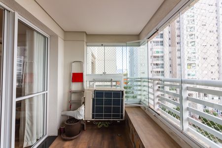 Apartamento à venda com 81m², 2 quartos e 2 vagas Apartamento à venda com 81m², 2 quartos e 2 vagasSacada