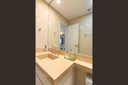 Apartamento à venda com 81m², 2 quartos e 2 vagas Apartamento à venda com 81m², 2 quartos e 2 vagasBanheiro