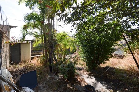 Casa para alugar com 120m², 3 quartos e 2 vagas Casa para alugar com 120m², 3 quartos e 2 vagasQuintal