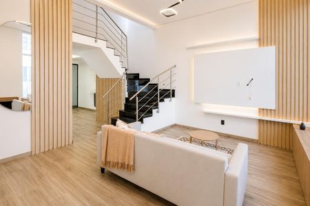 Casa para alugar com 300m², 3 quartos e 3 vagas Casa para alugar com 300m², 3 quartos e 3 vagasSala