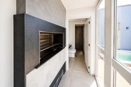 Cozinha de casa para alugar com 3 quartos, 300m² em Parque da Matriz, Cachoeirinha