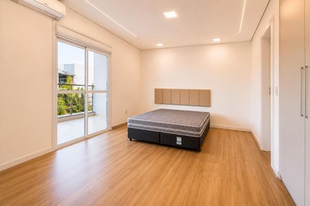 Casa para alugar com 300m², 3 quartos e 3 vagas Casa para alugar com 300m², 3 quartos e 3 vagasQuarto 1