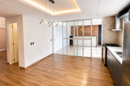 Casa para alugar com 300m², 3 quartos e 3 vagas Casa para alugar com 300m², 3 quartos e 3 vagasSala
