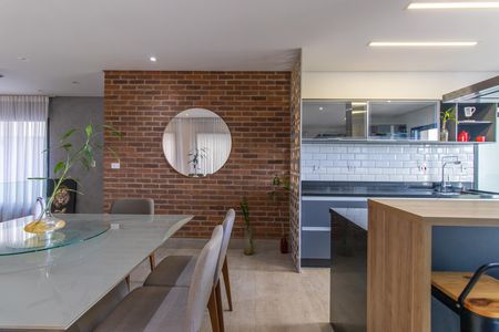 Casa de condomínio para alugar com 252m², 4 quartos e 4 vagas Casa de condomínio para alugar com 252m², 4 quartos e 4 vagasSala/Cozinha