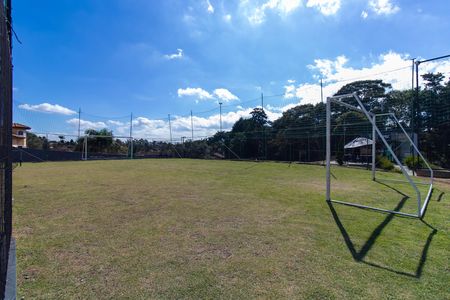 Casa de condomínio para alugar com 252m², 4 quartos e 4 vagas Casa de condomínio para alugar com 252m², 4 quartos e 4 vagasÁrea comum - Campo de futebol