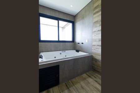 Casa de condomínio para alugar com 252m², 4 quartos e 4 vagas Casa de condomínio para alugar com 252m², 4 quartos e 4 vagasBanheiro do Quarto 3 - Suíte Master