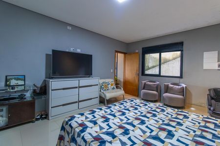 Casa de condomínio para alugar com 252m², 4 quartos e 4 vagas Casa de condomínio para alugar com 252m², 4 quartos e 4 vagasQuarto Espaço 2