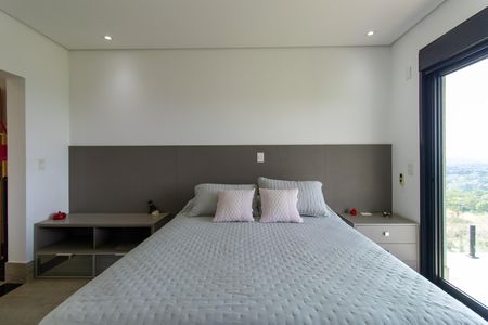 Casa de condomínio para alugar com 252m², 4 quartos e 4 vagas Casa de condomínio para alugar com 252m², 4 quartos e 4 vagasQuarto 3 - Suíte Master