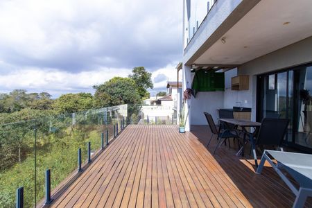 Casa de condomínio para alugar com 252m², 4 quartos e 4 vagas Casa de condomínio para alugar com 252m², 4 quartos e 4 vagasArea gourmet