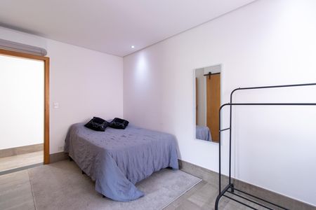 Casa de condomínio para alugar com 252m², 4 quartos e 4 vagas Casa de condomínio para alugar com 252m², 4 quartos e 4 vagasSuite 2