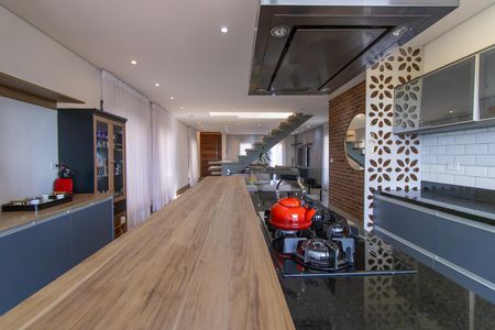 Casa de condomínio para alugar com 252m², 4 quartos e 4 vagas Casa de condomínio para alugar com 252m², 4 quartos e 4 vagasCozinha