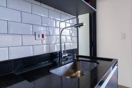 Casa de condomínio para alugar com 252m², 4 quartos e 4 vagas Casa de condomínio para alugar com 252m², 4 quartos e 4 vagasCozinha - Torneira