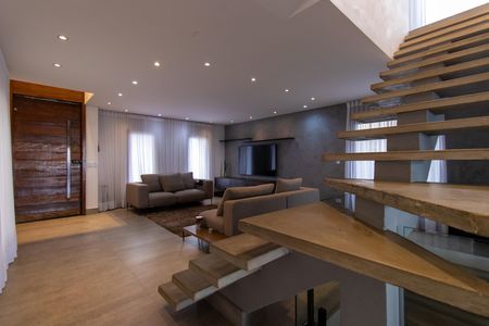 Casa de condomínio para alugar com 252m², 4 quartos e 4 vagas Casa de condomínio para alugar com 252m², 4 quartos e 4 vagasSala