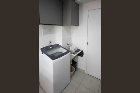 Área de Serviço de apartamento para alugar com 2 quartos, 32m² em Vila Ivone, São Paulo