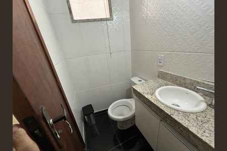Casa para alugar com 200m², 2 quartos e 2 vagasBanheiro da Suíte 2