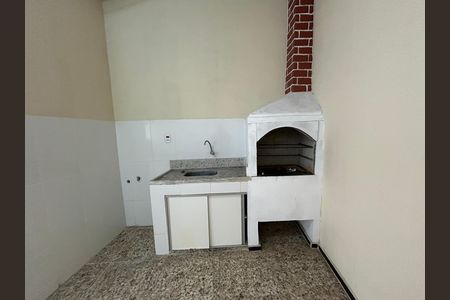 Casa para alugar com 200m², 2 quartos e 2 vagasChurrasqueira