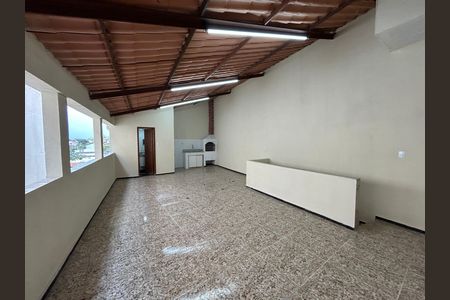 Casa para alugar com 200m², 2 quartos e 2 vagasTerraço