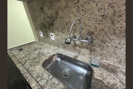 Casa para alugar com 200m², 2 quartos e 2 vagasCozinha