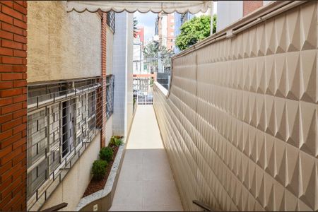 Apartamento à venda com 150m², 4 quartos e 2 vagas Apartamento à venda com 150m², 4 quartos e 2 vagasEntrada